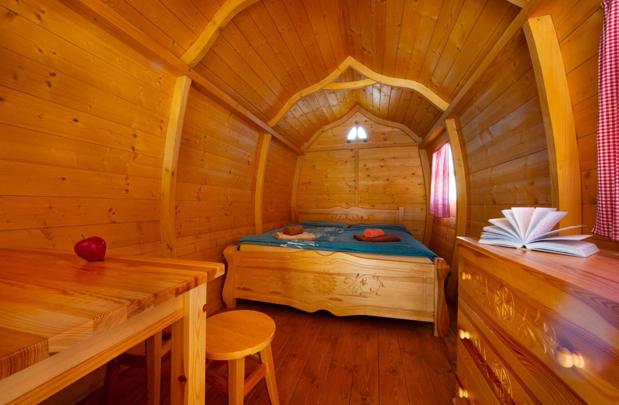 Ranc Pod Ostrou Skalou Guest House Stratena Exterior photo
